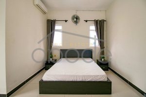 2 bedroom apartment for rent Ly Hout central Phnom Penh