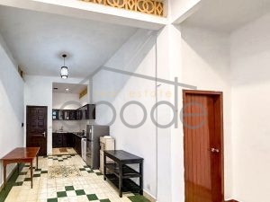 2 bedroom colonial apartment for rent Royal Daun Penh