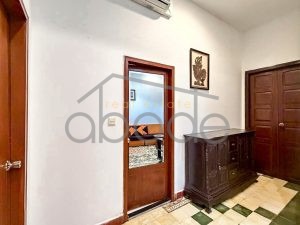 2 bedroom colonial apartment for rent Royal Daun Penh
