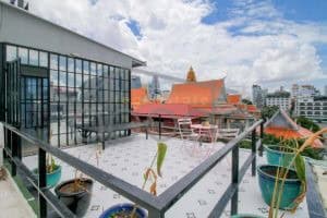 2 bedroom renovated flathouse for rent royal palace Daun Penh