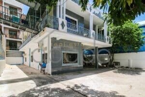 6-bedroom-villa-for-sale-BKK