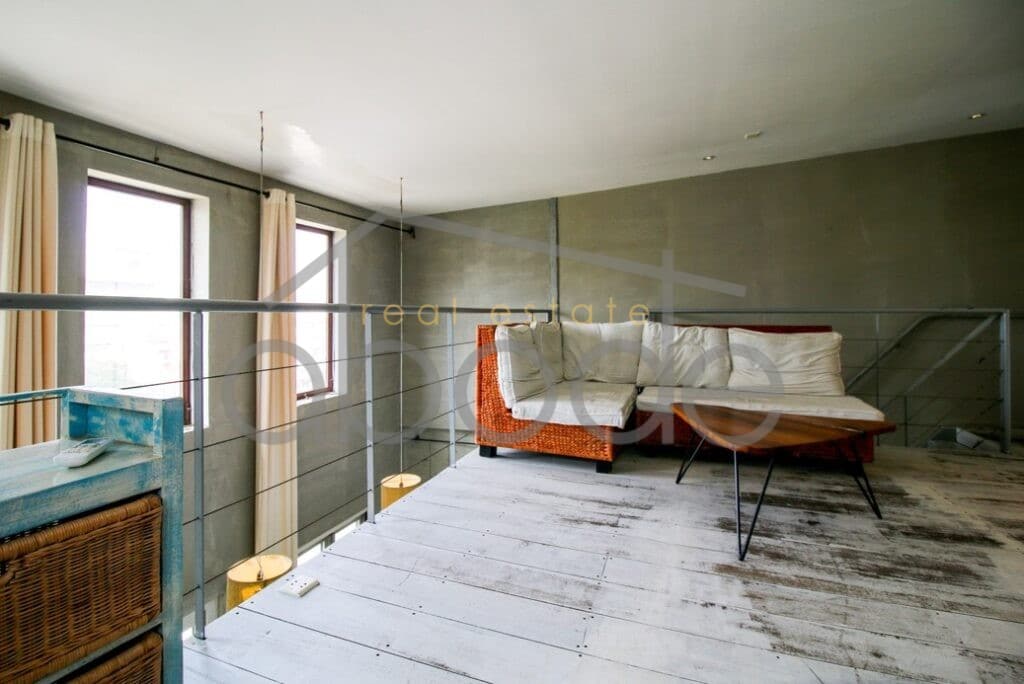 2 bedroom corner duplex apartment near BKK 2 for rent Boeung Prolit 7 Makara