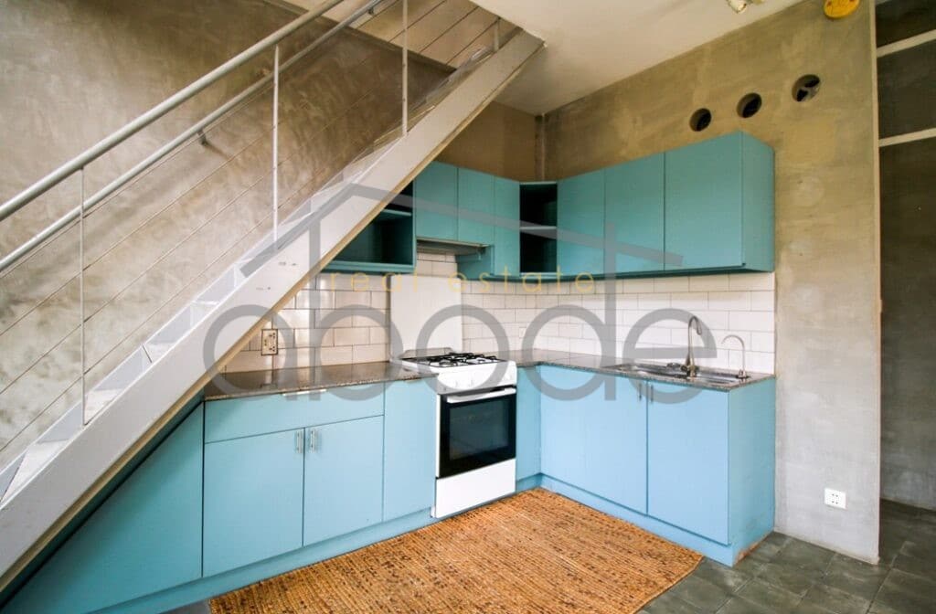 2 bedroom corner duplex apartment near BKK 2 for rent Boeung Prolit 7 Makara