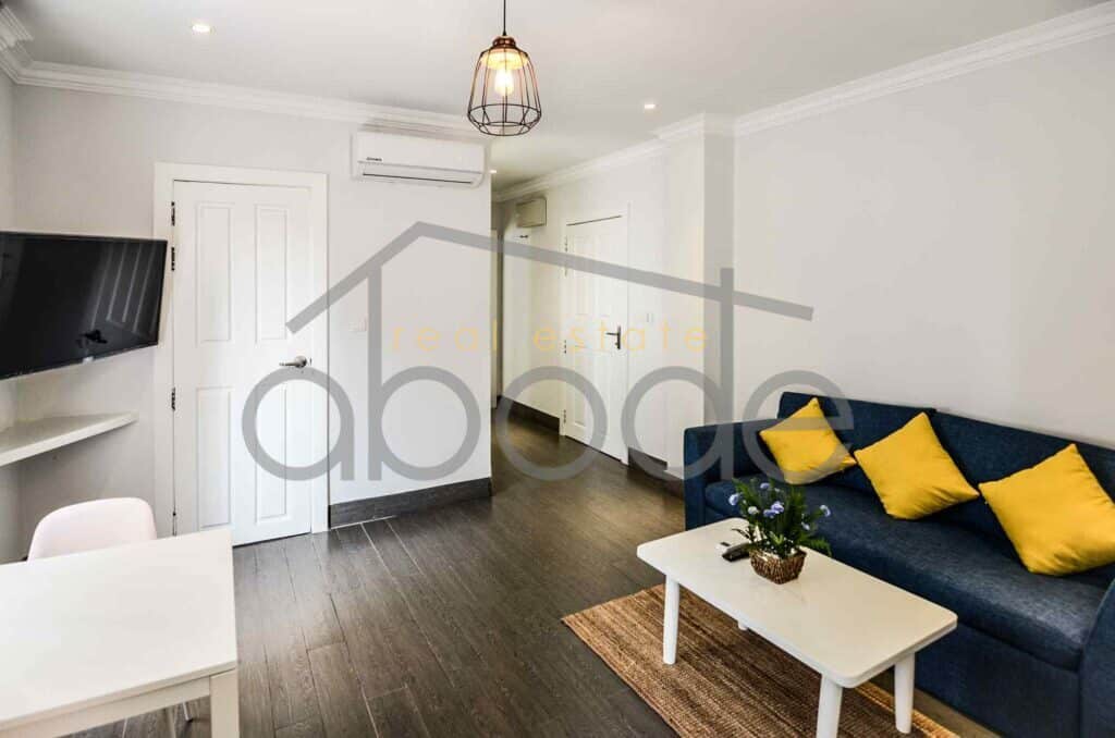 luxury-2-bedroom-condo-swimming-pool-for-rent-bkk-1