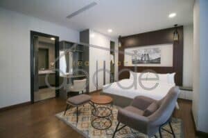 luxury-1-bedroom-apartment-pool-for-rent-bkk-2