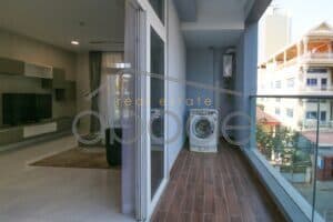 luxury-1-bedroom-apartment-pool-for-rent-bkk-2