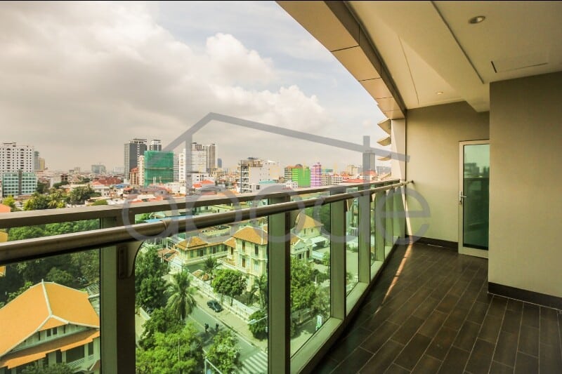 Luxury 1 bedroom serviced apartment for rent | Riverside Daun Penh