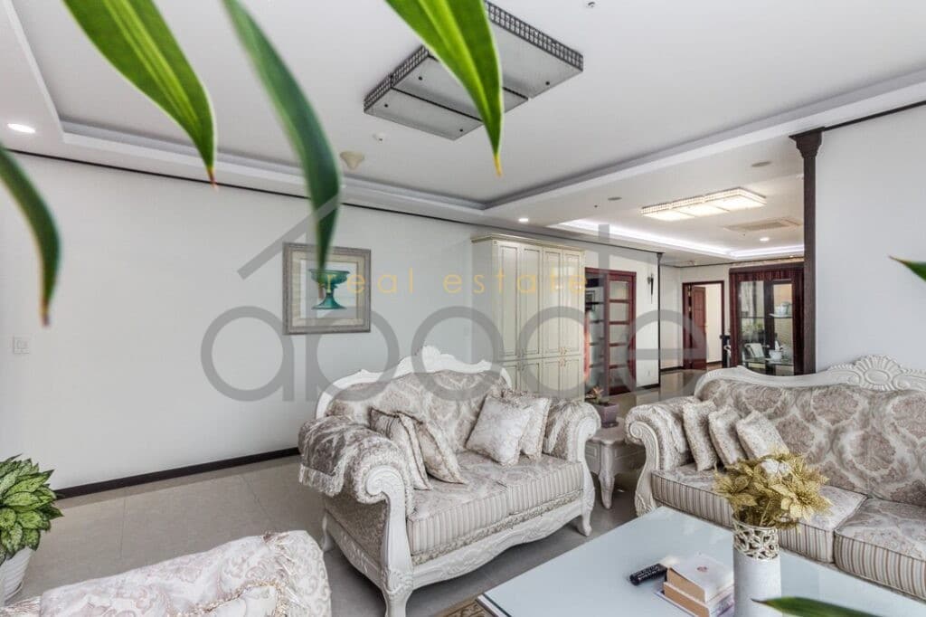 Grand 4 bedroom penthouse for rent BKK 1 Central Phnom Penh