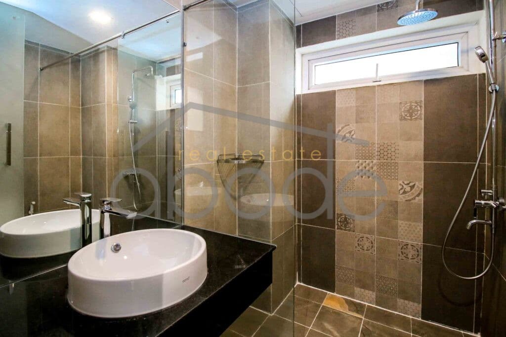 Luxury 1 bedroom apartment for rent Russian Market