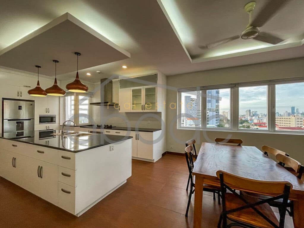 Modern Khmer serviced apartment central Phnom Penh