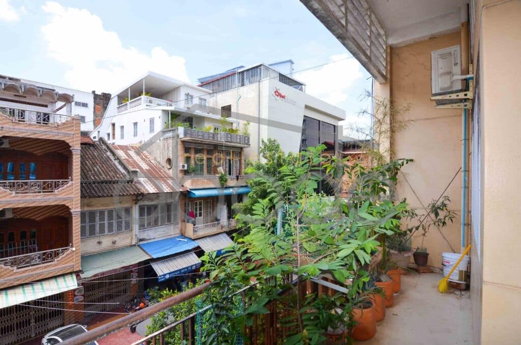 Riverside shophouse apartment under renovation for sale Daun Penh
