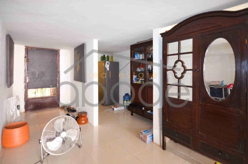 Riverside shophouse apartment under renovation for sale Daun Penh