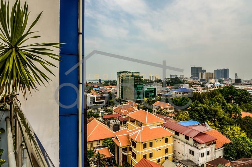 Spectacular boutique 10 floor hotel for sale central Phnom Penh