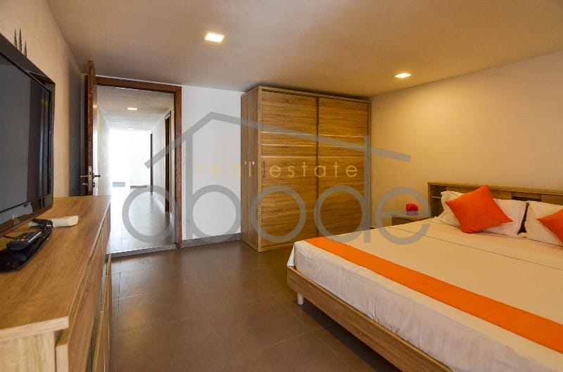 4 bedroom duplex apartment for rent Olympic Stadium