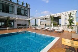 bkk-condo-for-rent-swimming-pool