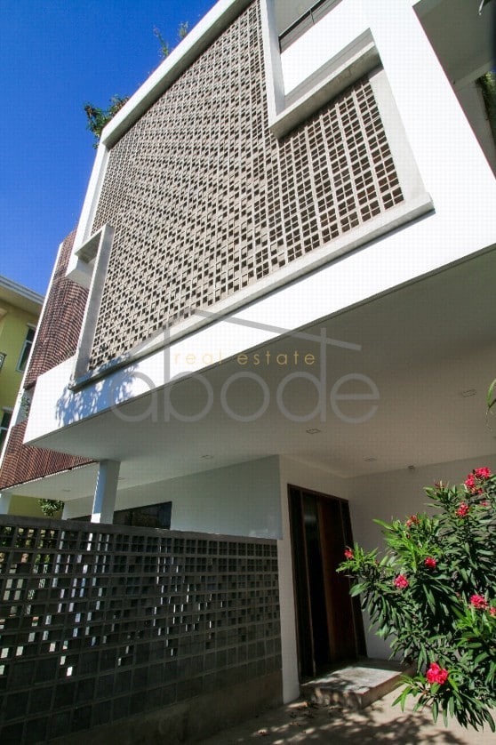 Modern 7 bedroom villa for sale Tonle Bassac Diamond Island