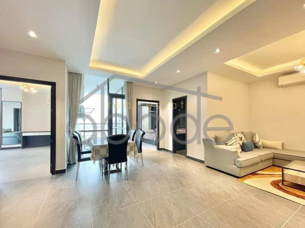 Modern Daun Penh apartment