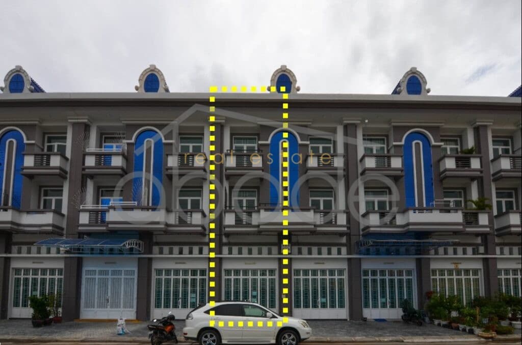 New 5 bedroom shophouse for sale near food hall Chroy Changvar