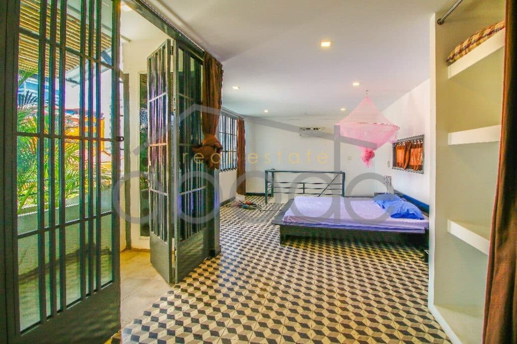 Renovated BKK 2 duplex for sale
