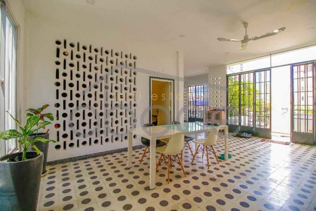 Renovated BKK 2 duplex for sale