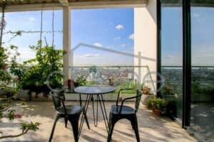 2 bedroom luxury apartment for rent russian market