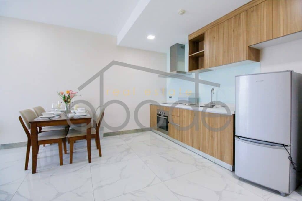 2 bedroom luxury apartment for rent russian market