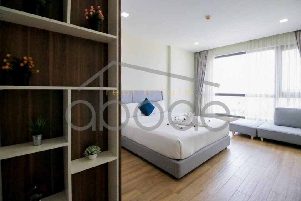 2 bedroom luxury apartment for rent russian market
