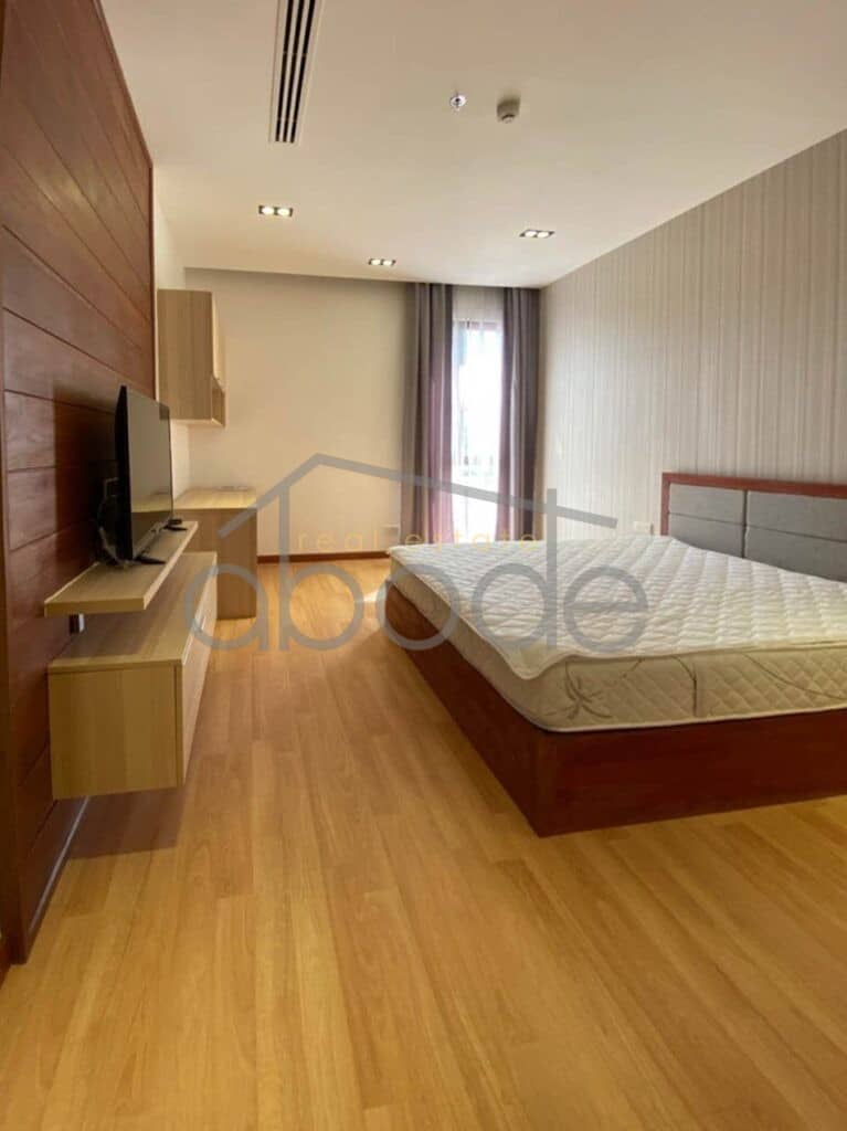 luxury 3 bedroom apartment for rent central phnom penh