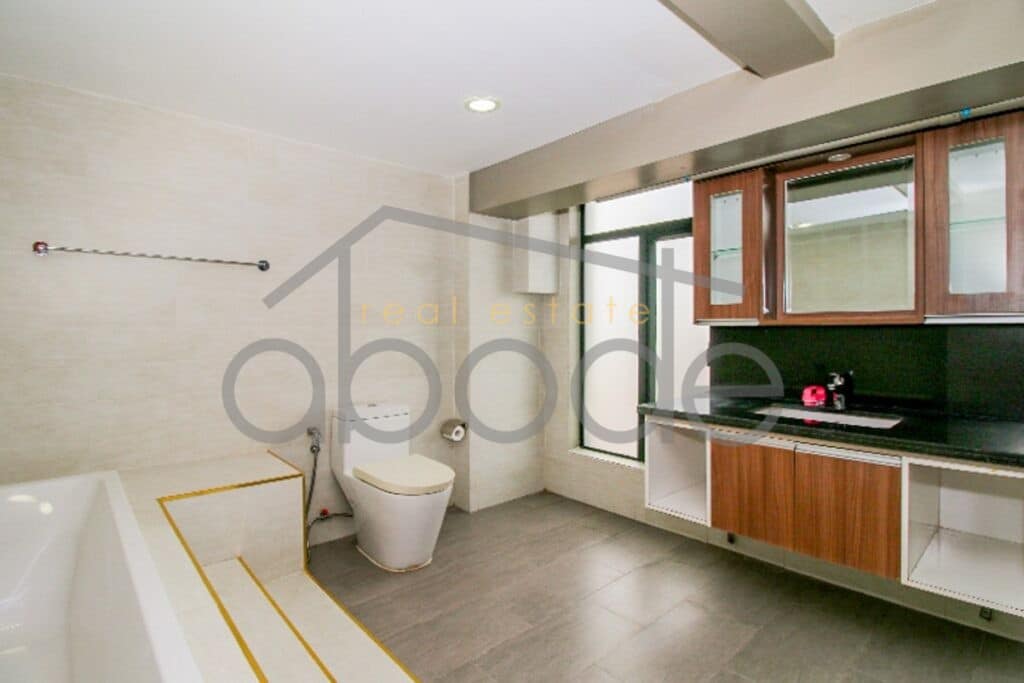 4 bedroom penthouse russian hospital for rent