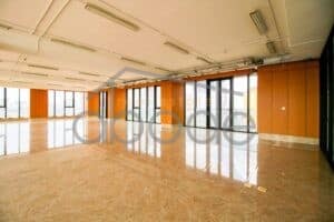 office space for rent $10 metre Russian Market