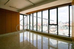 office space for rent $10 metre Russian Market