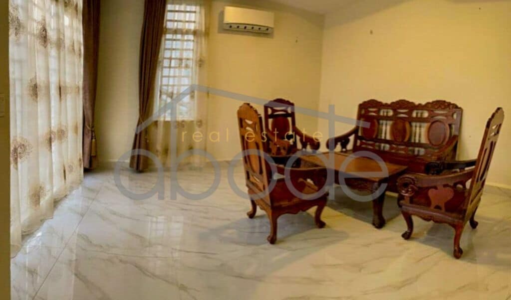 Large 5 bedroom villa for rent Chbar Ampov
