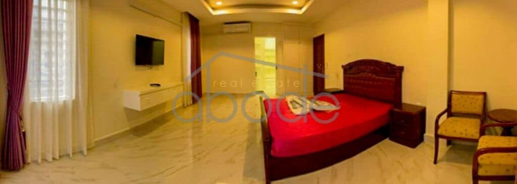 Large 5 bedroom villa for rent Chbar Ampov
