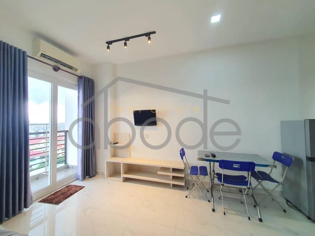 Luxury studio apartment pool and gym for rent Russian Market