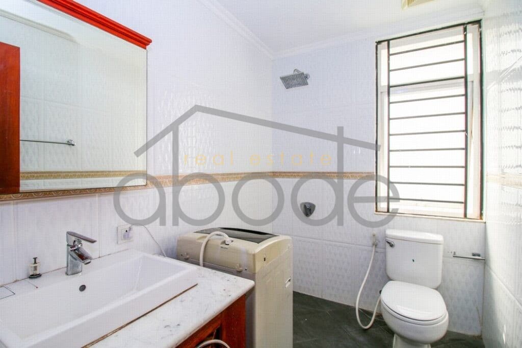 4 bedroom apartment swimming pool for rent Russian Market