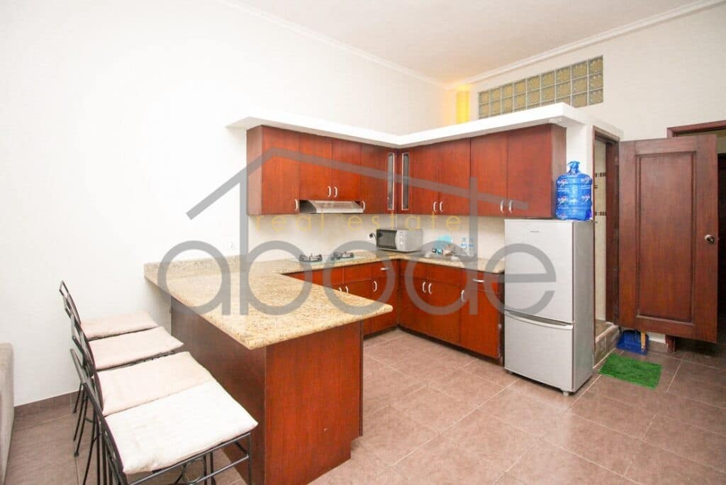 smart-1-bedroom-apartment-for-rent-riverside-daun-penh