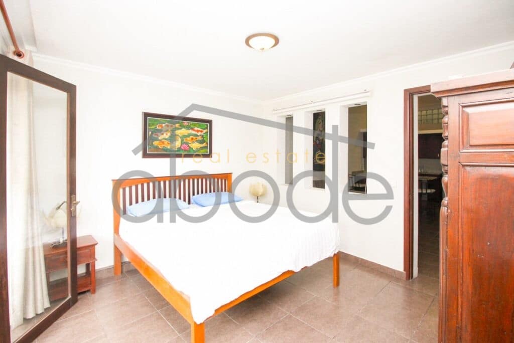 smart-1-bedroom-apartment-for-rent-riverside-daun-penh
