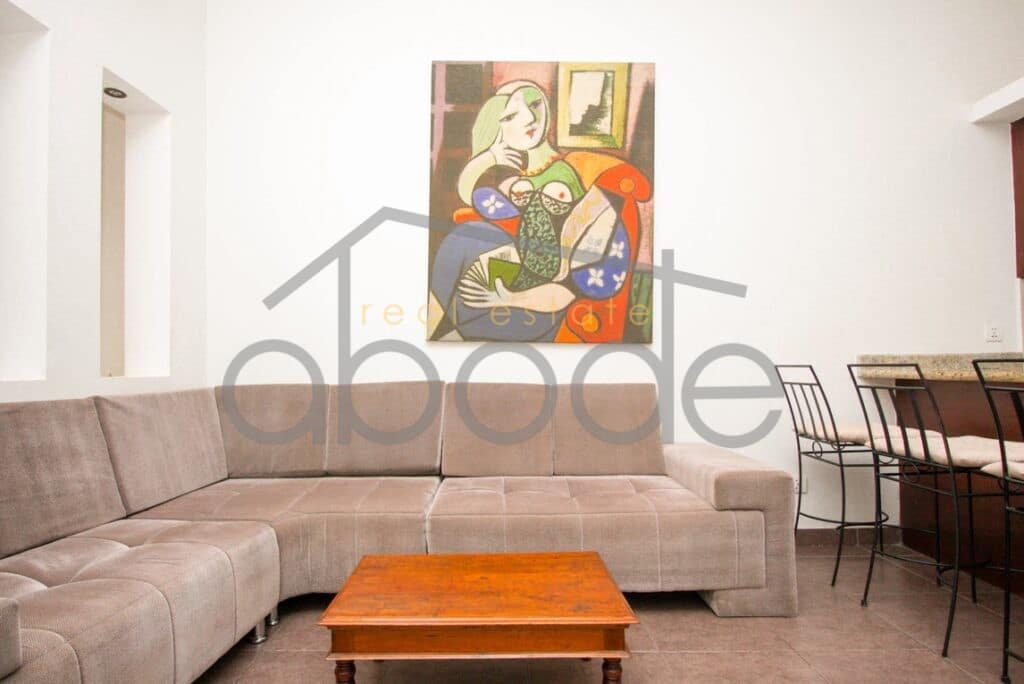 smart-1-bedroom-apartment-for-rent-riverside-daun-penh