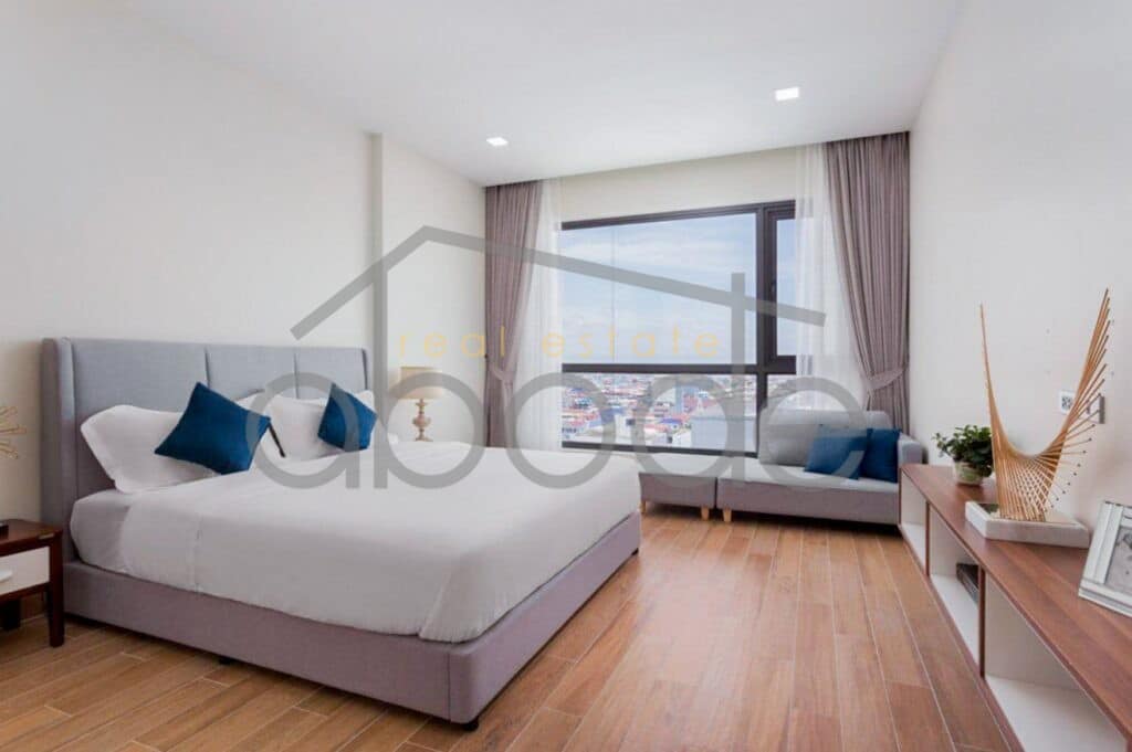 Luxury 3 bedroom apartment for rent central phnom penh