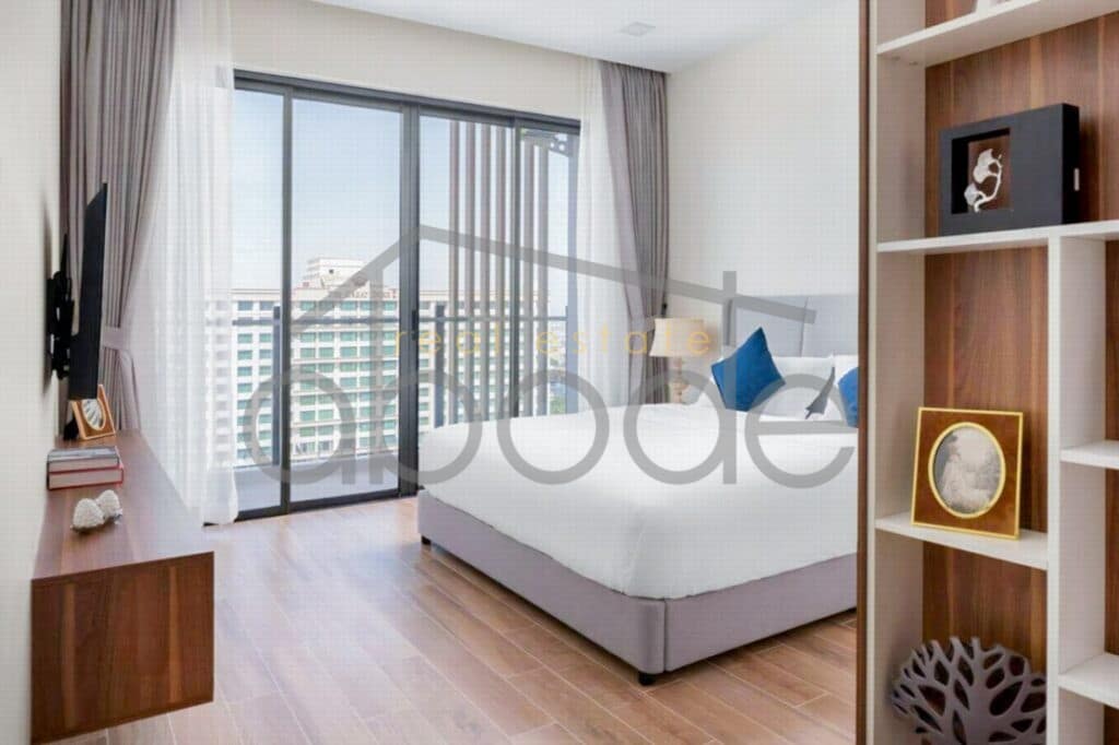 Luxury 3 bedroom apartment for rent central phnom penh