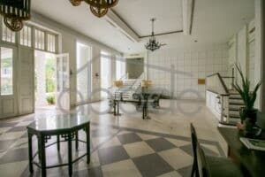 100 room deluxe hotel for sale central Phnom Penh