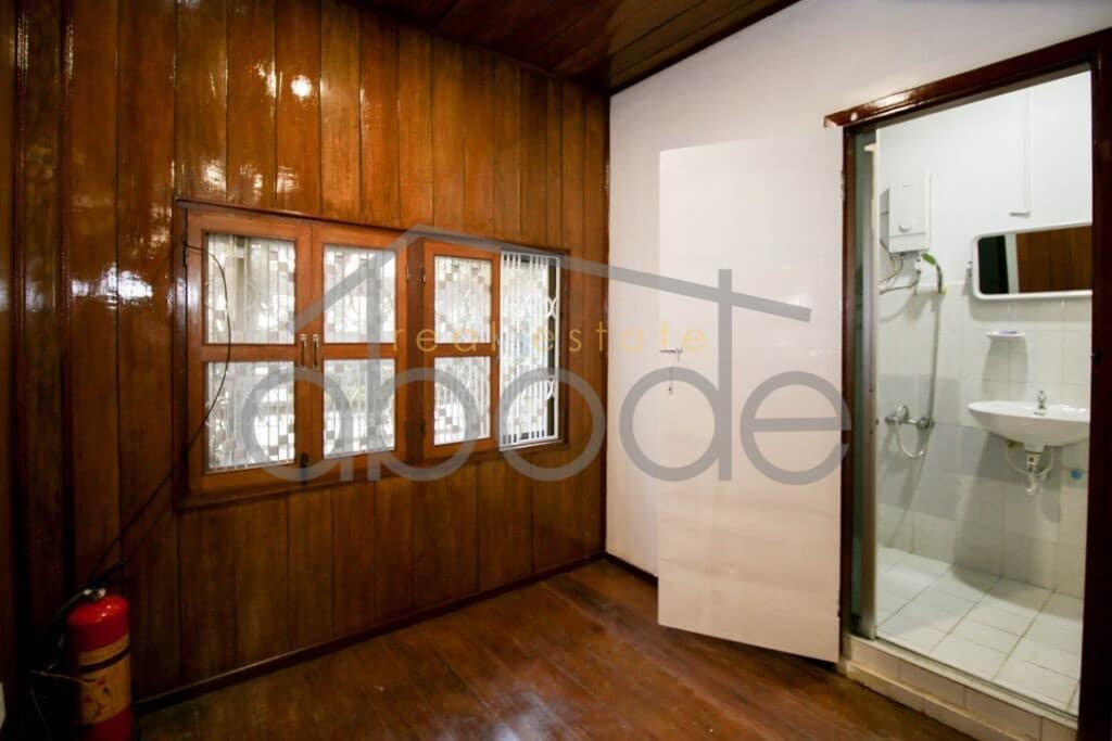 3-bedroom-shophouse-for-rent-tonle-bassac-near-bkk-1