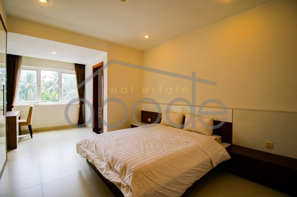 modern 2 bedroom apartment for rent BKK 1