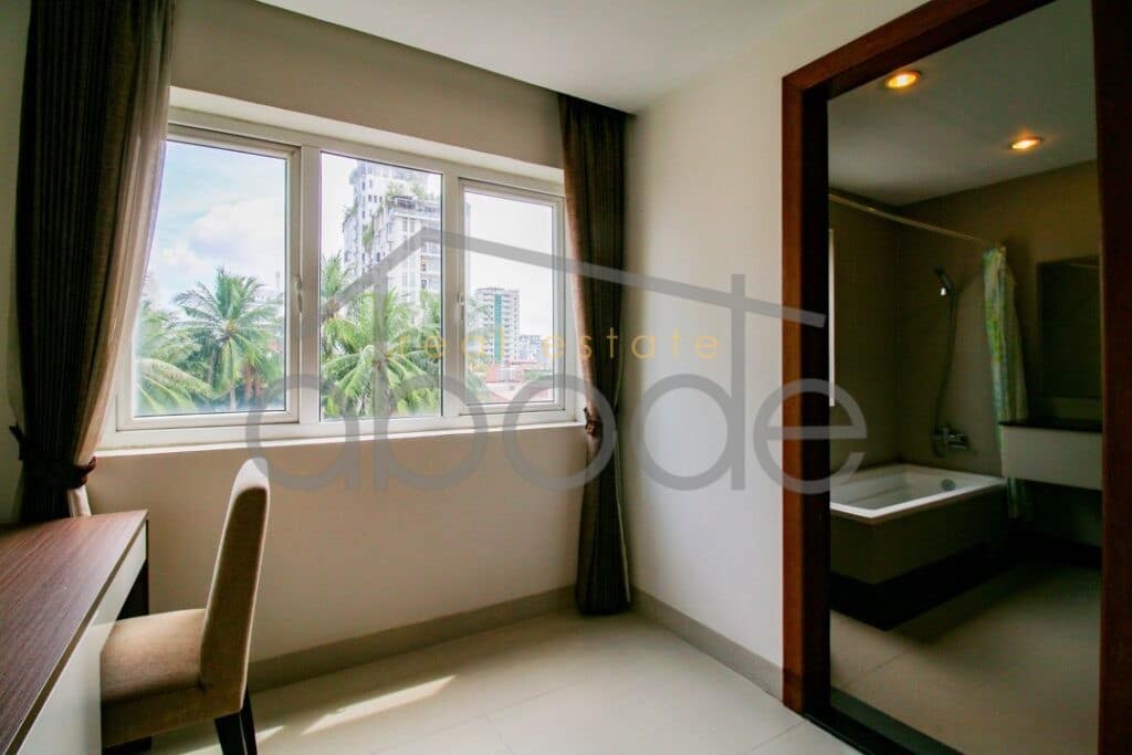 modern 2 bedroom apartment for rent BKK 1