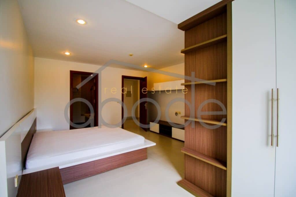 modern 2 bedroom apartment for rent BKK 1