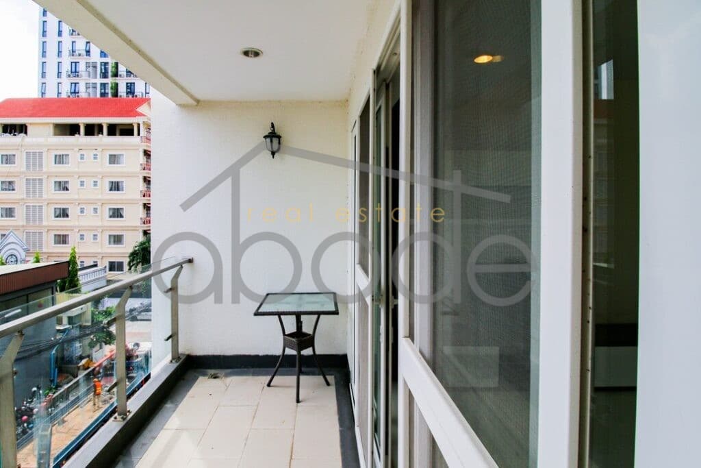 modern 2 bedroom apartment for rent BKK 1