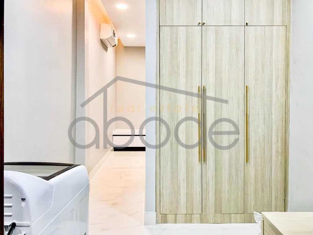 Studio and 1 bedroom apartment river views for rent Daun Penh