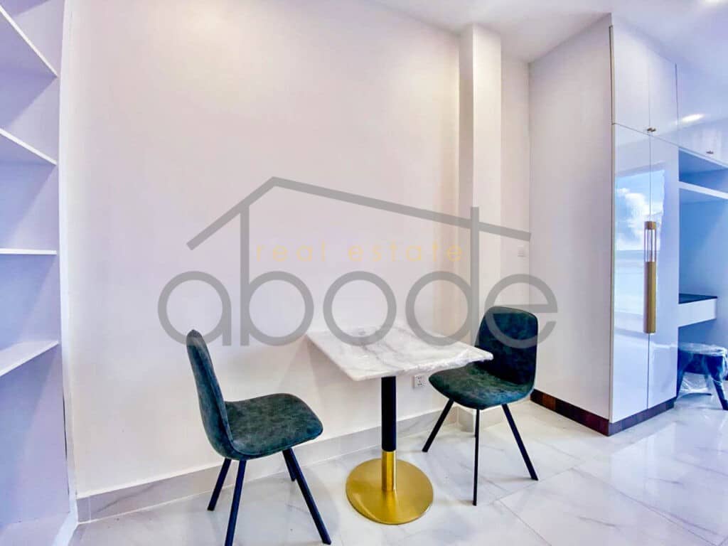 Studio and 1 bedroom apartment river views for rent Daun Penh