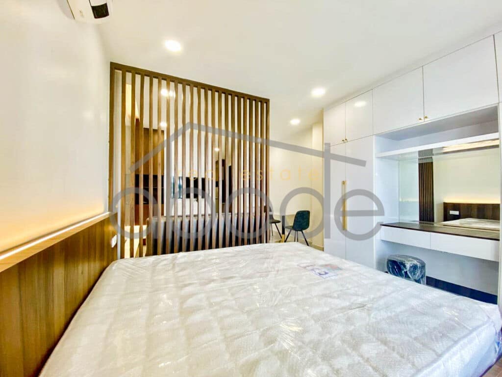 Studio and 1 bedroom apartment river views for rent Daun Penh