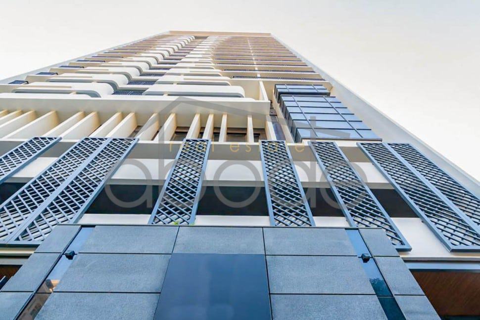 Luxury hotel apartment building for sale BKK 1